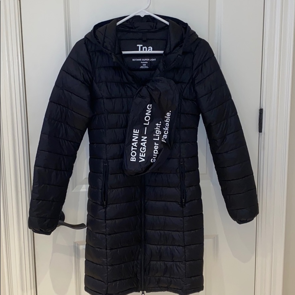 Tna Botanie Super Light Packable down jacket